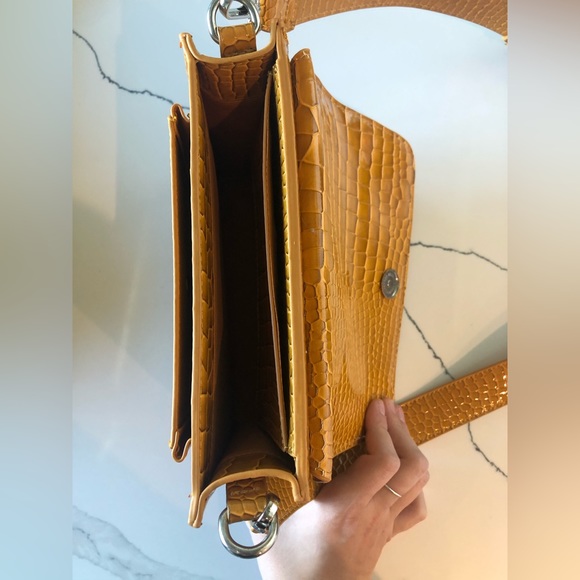 Urban Outfitters faux crocodile purse, yellow mustard colour. - Picture 3 of 3